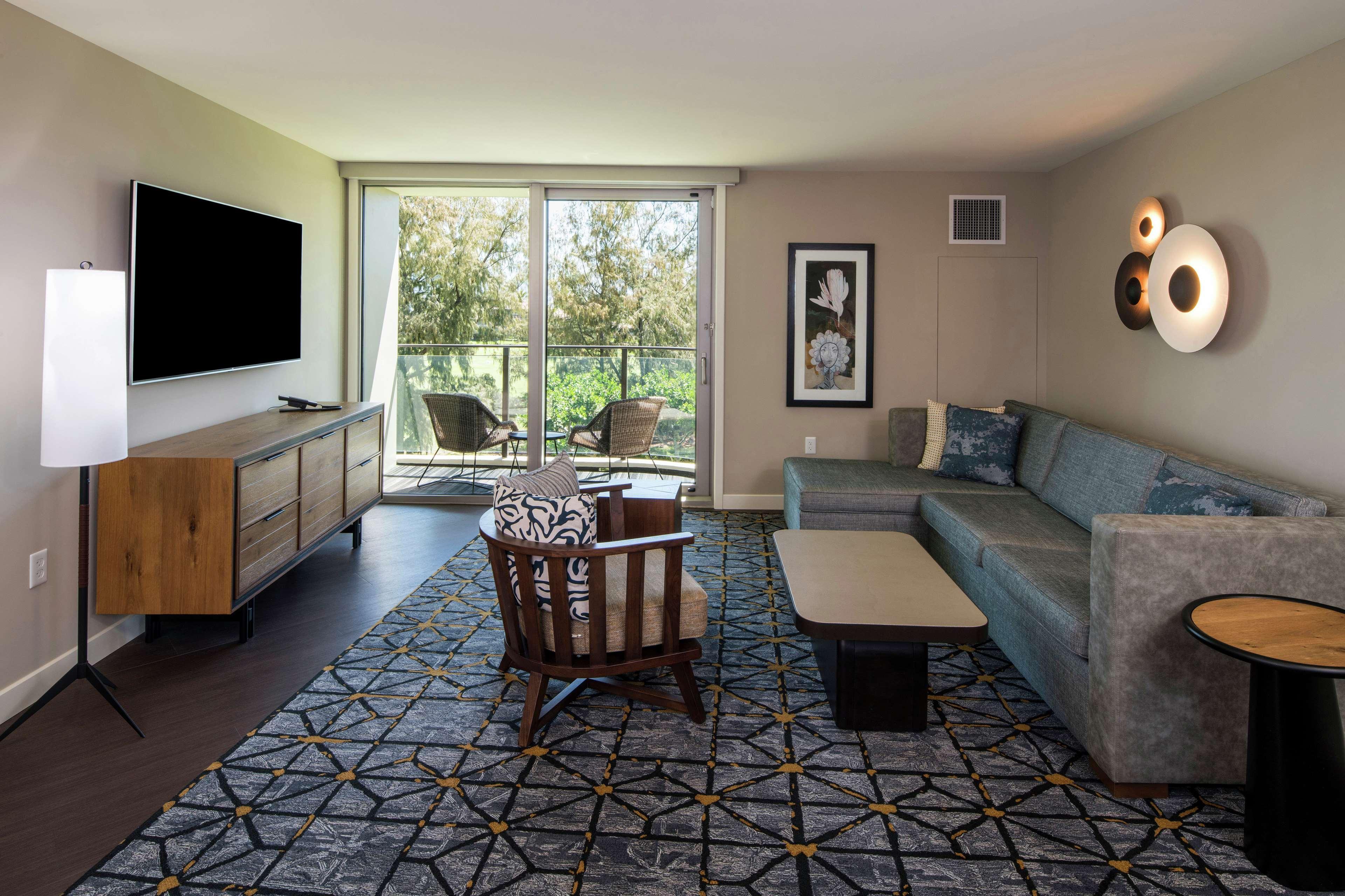 Hilton Grand Vacations Club Ocean Tower Village 3*