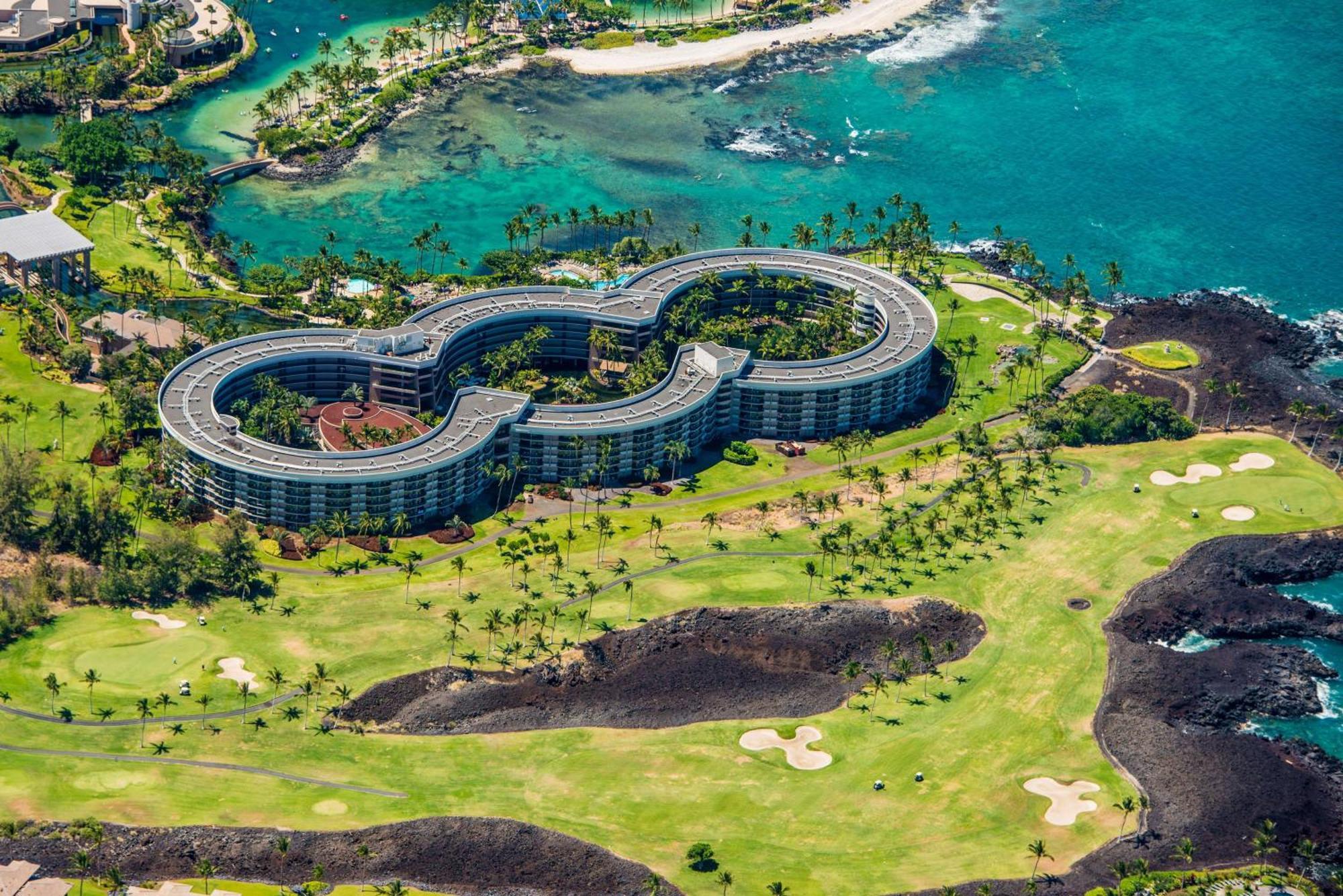 Hilton Grand Vacations Club Ocean Tower Village Resort 3*