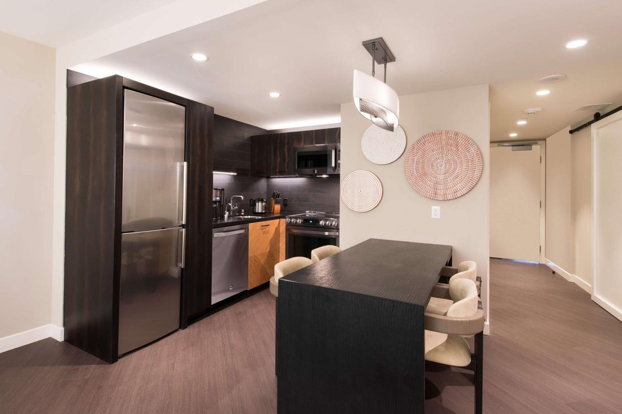 Hilton Grand Vacations Club Ocean Tower Village 3*