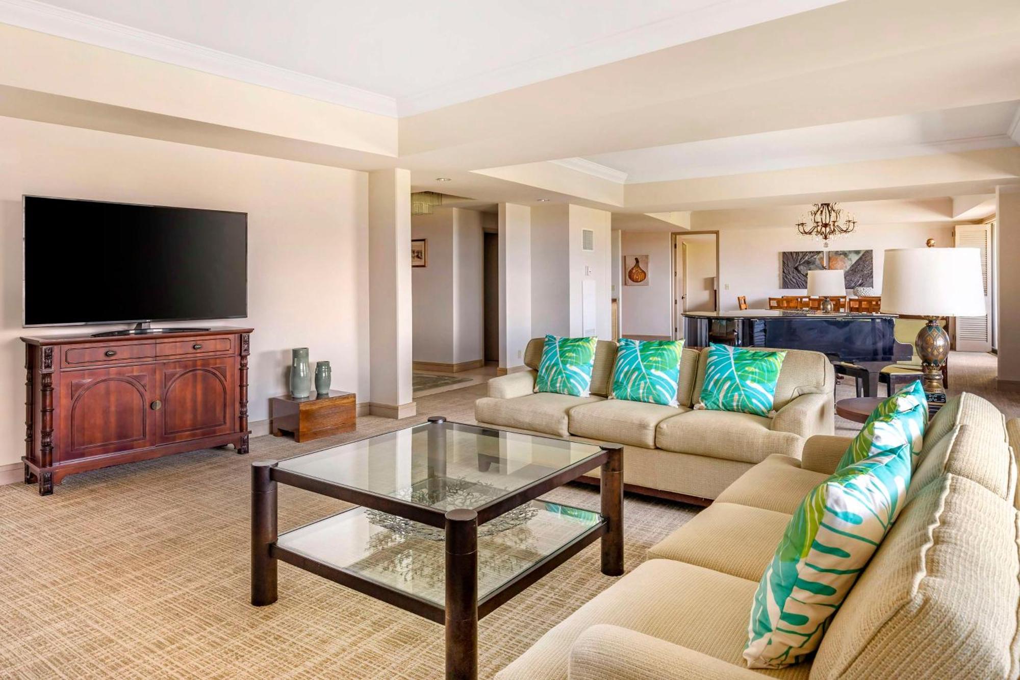Hilton Grand Vacations Club Ocean Tower Village Resort 3*